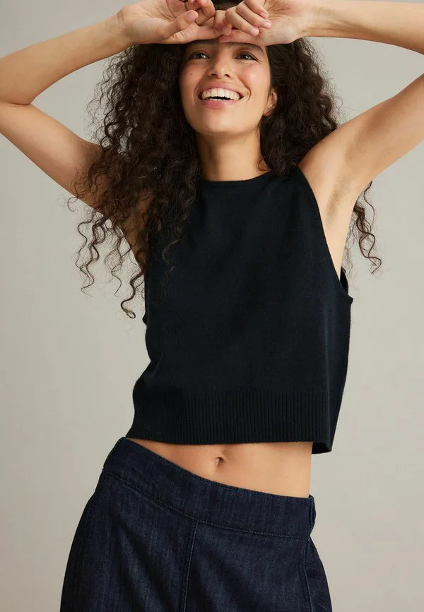 Майка Kay/Day, Black
Майка Kay/Day, Black