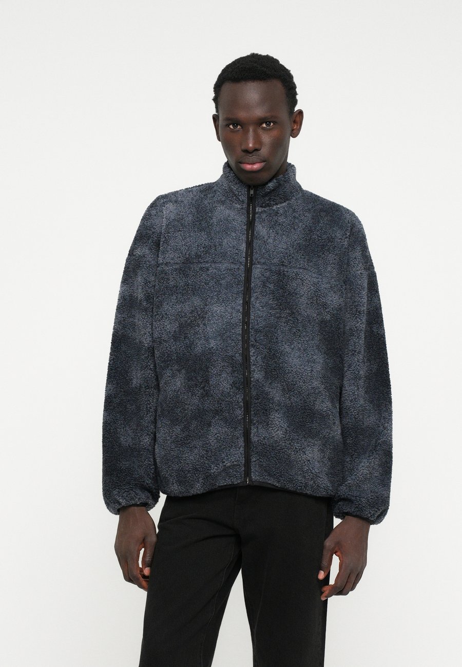Флисовая куртка Only & Sons ONSJAMES, Jet Black/Black
Флисовая куртка Only & Sons ONSJAMES, Jet Black/Black