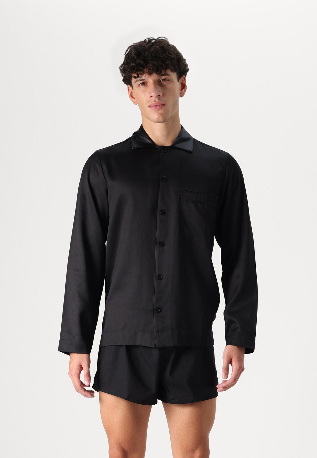 Верх пижамы CDLP, черный
Верх пижамы CDLP, черный