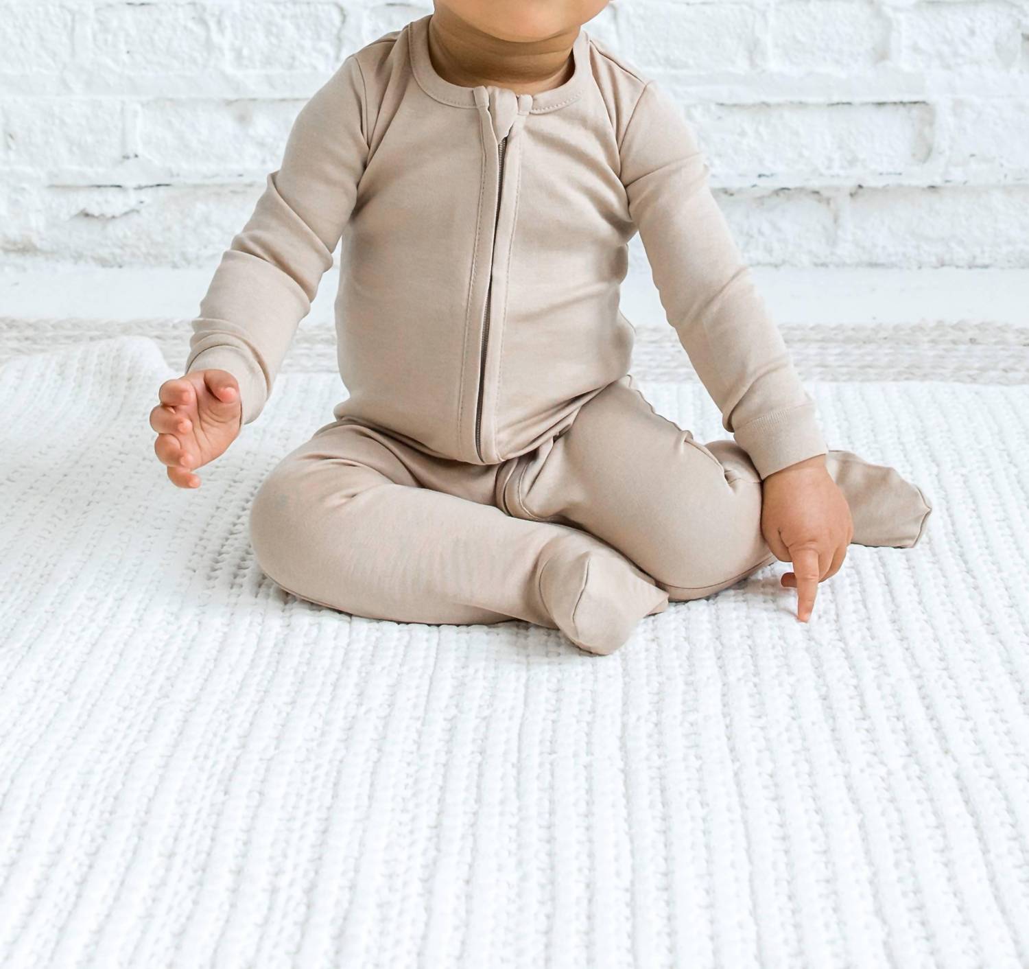 Спальный комбинезон на молнии Baby Peyton в глиняном цвете Colored Organics, цвет clay
Спальный комбинезон на молнии Baby Peyton в глиняном цвете Colored Organics, цвет clay