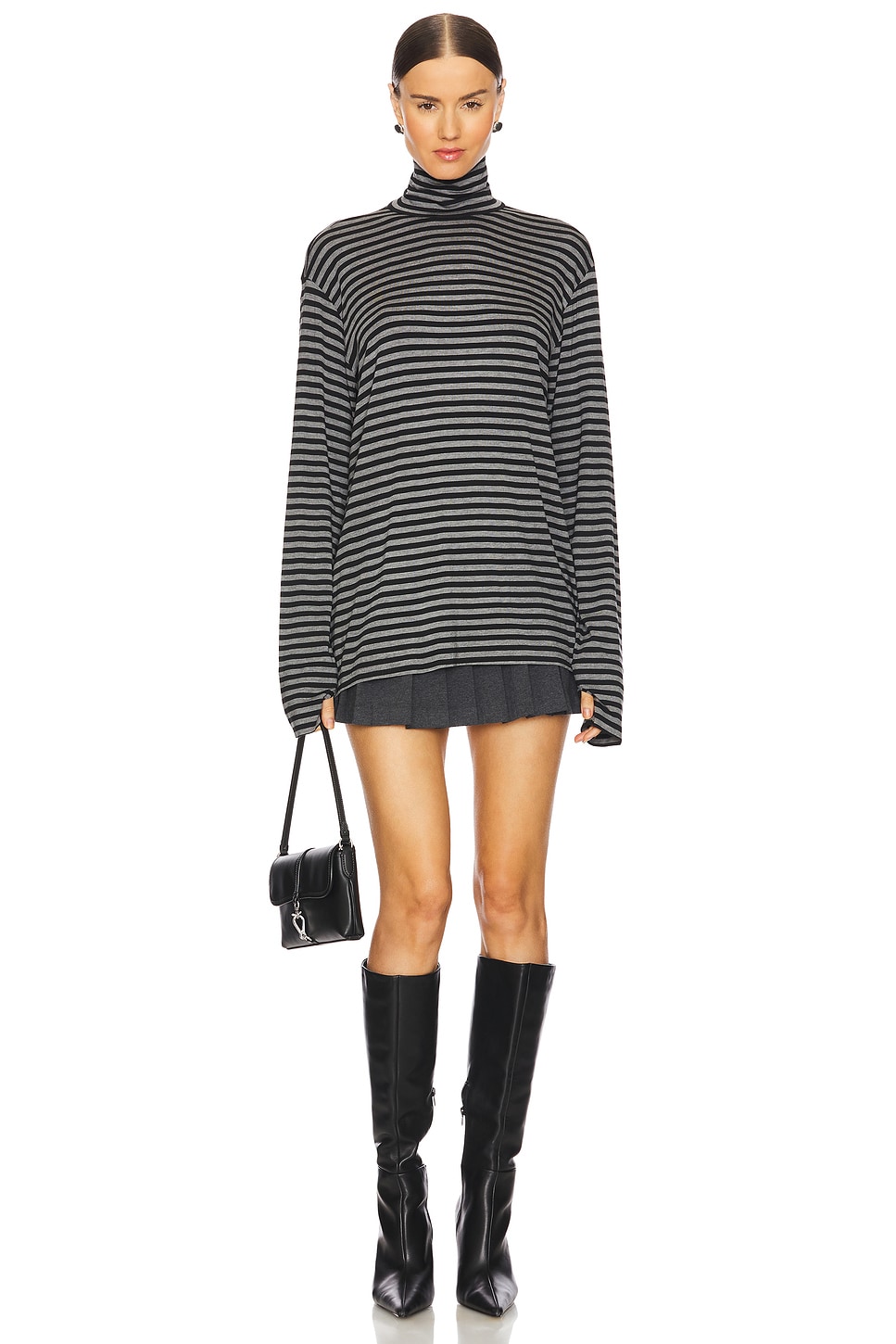 Водолазка с длинными рукавами и свободным кроем Norma Kamali, черный
Водолазка с длинными рукавами и свободным кроем Norma Kamali, черный