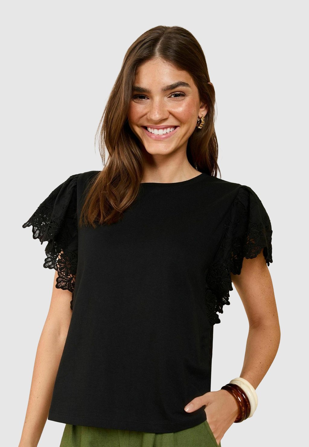 Футболка с принтом FLUTTER Friends Like These, черный
Футболка с принтом FLUTTER Friends Like These, черный