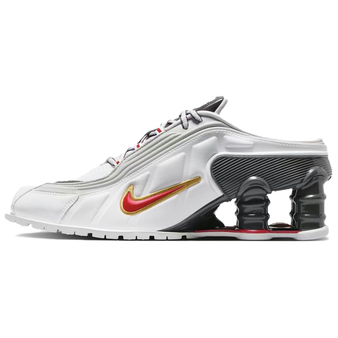 Nike Кроссовки Shox MR4 Mule Martine Rose Metallic Platinum Varsity Red Women's
Nike Кроссовки Shox MR4 Mule Martine Rose Metallic Platinum Varsity Red Women's