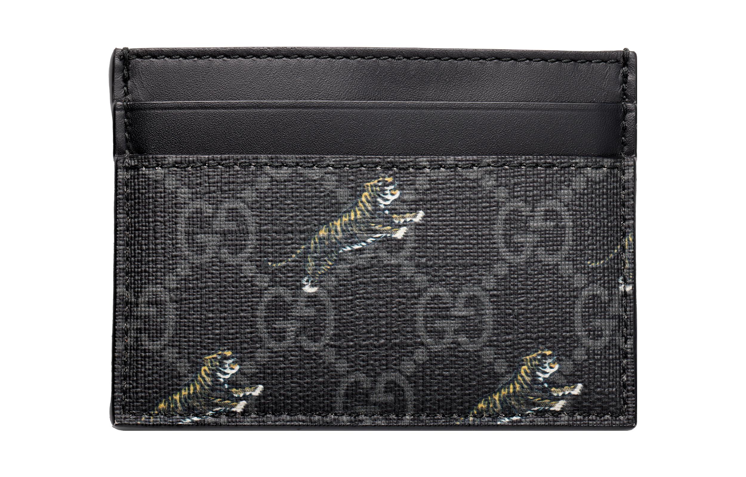 GUCCI Картхолдер Canvas с кожаной вставкой для мужчин, черный серый
GUCCI Картхолдер Canvas с кожаной вставкой для мужчин, черный серый