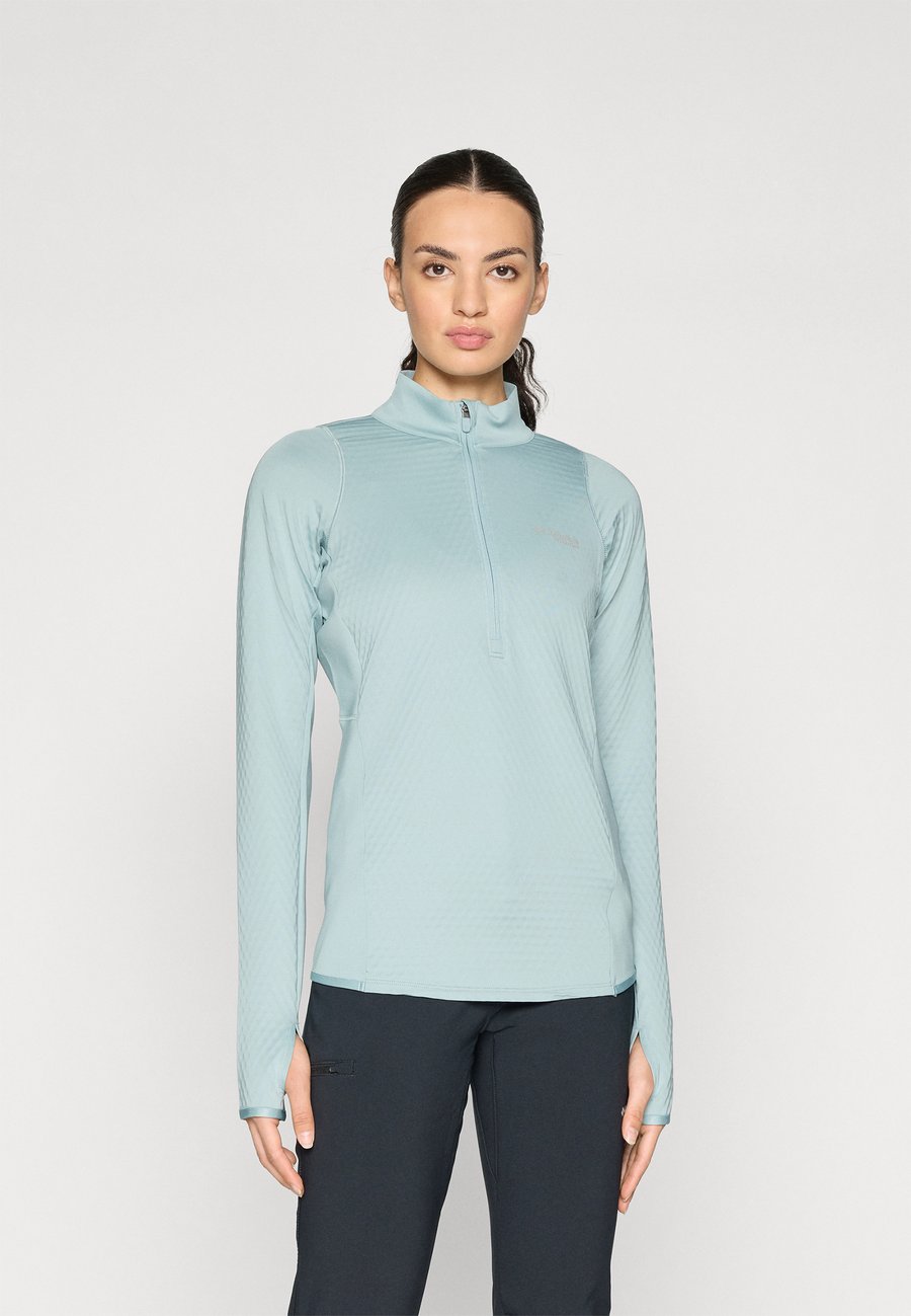 Топ Columbia CRYSTAL LEAF, Crushed Blue/Blue
Топ Columbia CRYSTAL LEAF, Crushed Blue/Blue