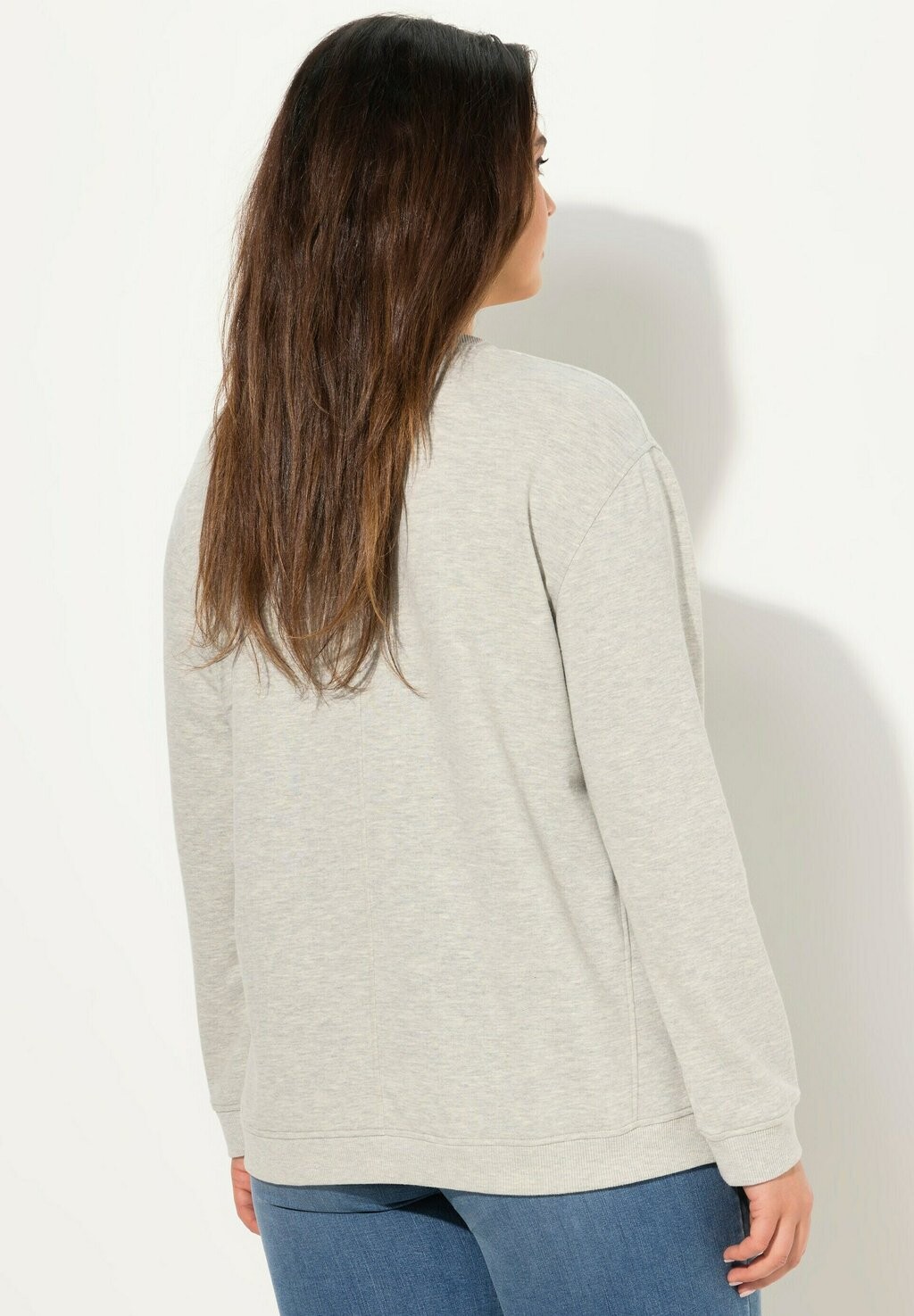 Толстовка MANHATTAN SWEETHEART LONG SLEEVE Ulla Popken, цвет Mottled Light Grey
Толстовка MANHATTAN SWEETHEART LONG SLEEVE Ulla Popken, цвет Mottled Light Grey