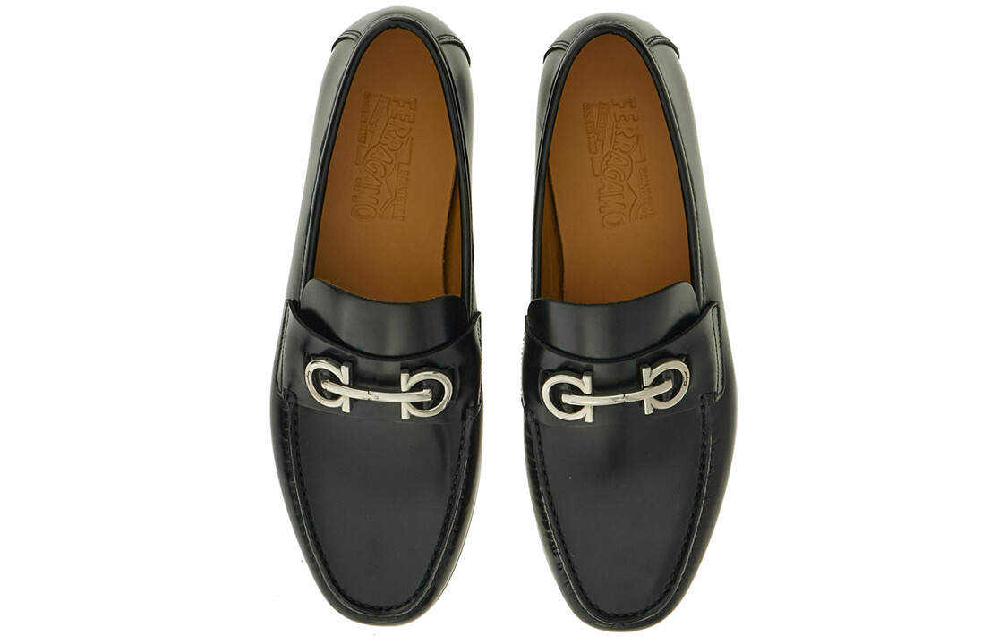 Мокасины Ferragamo Gancini кожаные, черный
Мокасины Ferragamo Gancini кожаные, черный