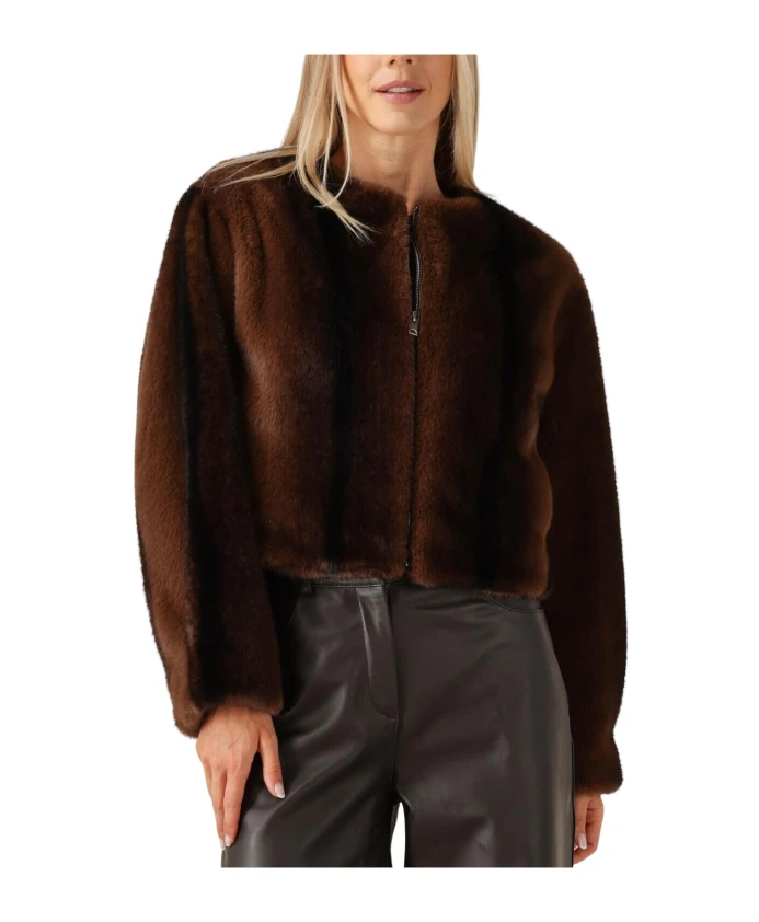 Бомбер Celeste из искусственной норки Studio Ar By Arma, коричневый
Бомбер Celeste из искусственной норки Studio Ar By Arma, коричневый