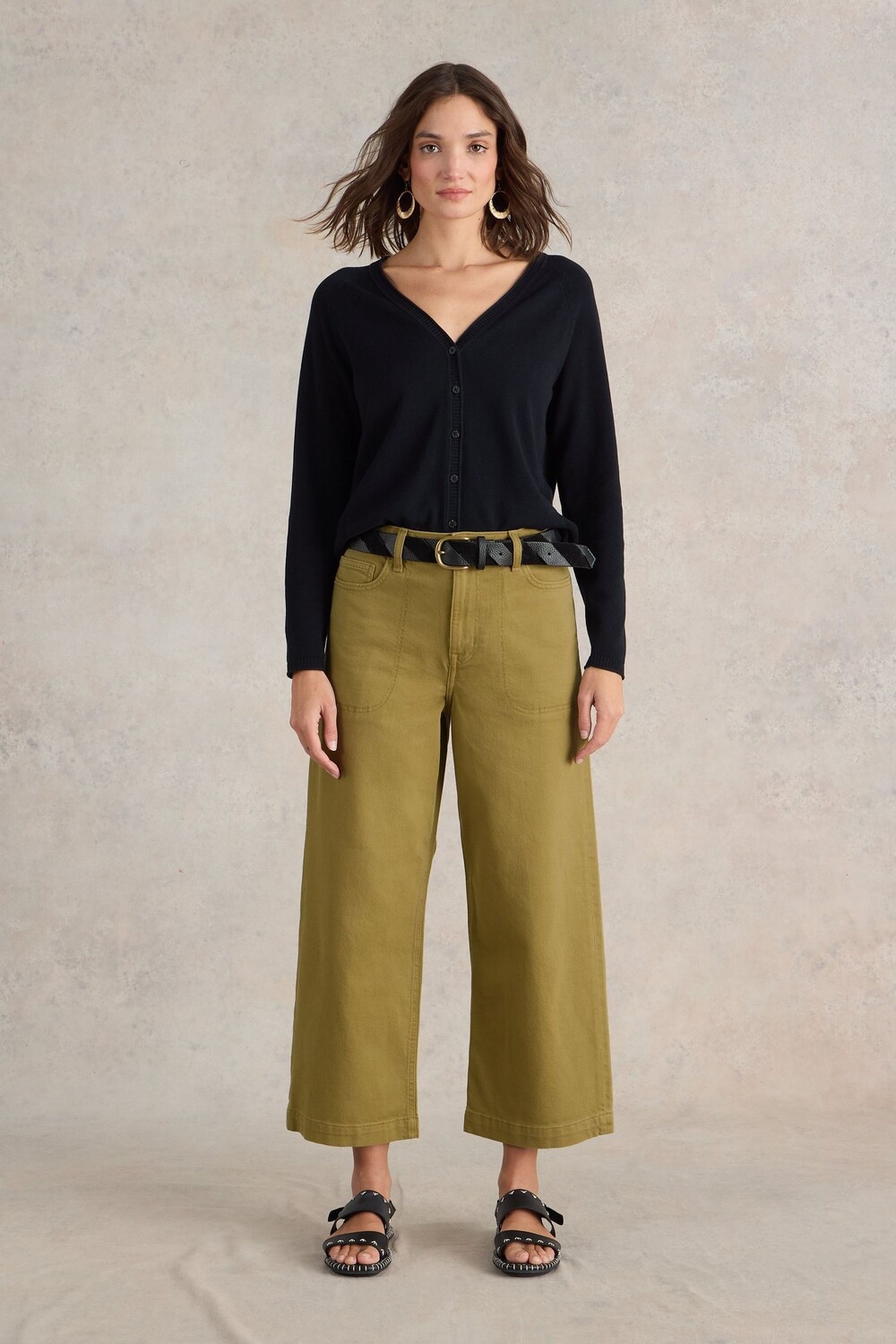 Широкие укороченные джинсы Tia White Stuff, зеленый
Широкие укороченные джинсы Tia White Stuff, зеленый