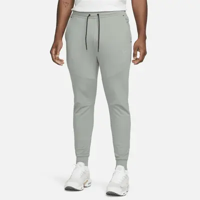 Спортивные брюки Nike Sportswear Tech Fleece Lightweight, цвет Mica Green/Mica Green
Спортивные брюки Nike Sportswear Tech Fleece Lightweight, цвет Mica Green/Mica Green