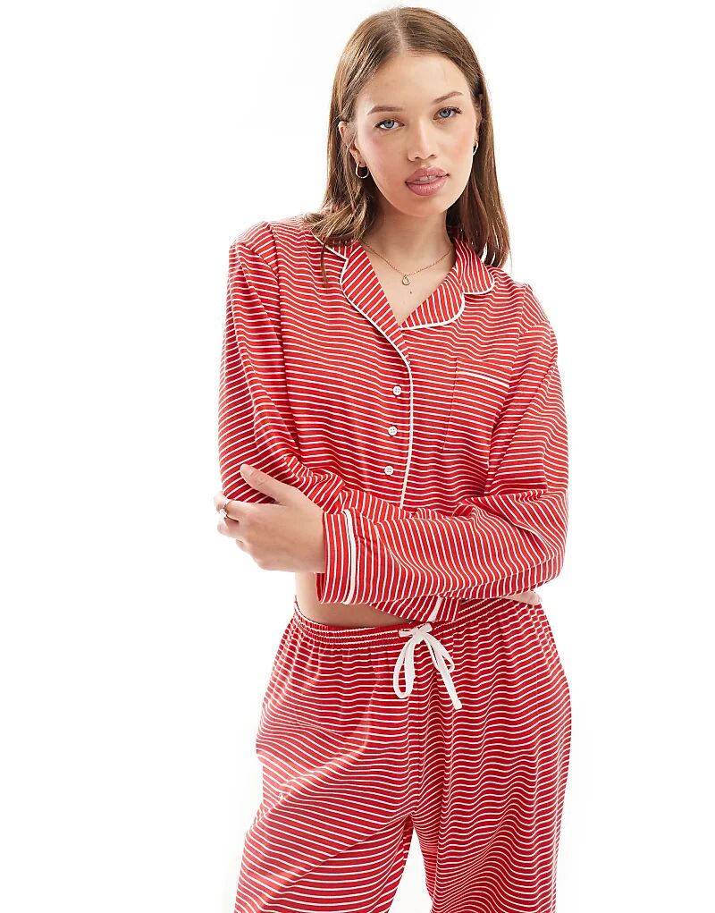 Пижамный комплект с длинными рукавами в полоску красного цвета Wednesday's Girl
Пижамный комплект с длинными рукавами в полоску красного цвета Wednesday's Girl