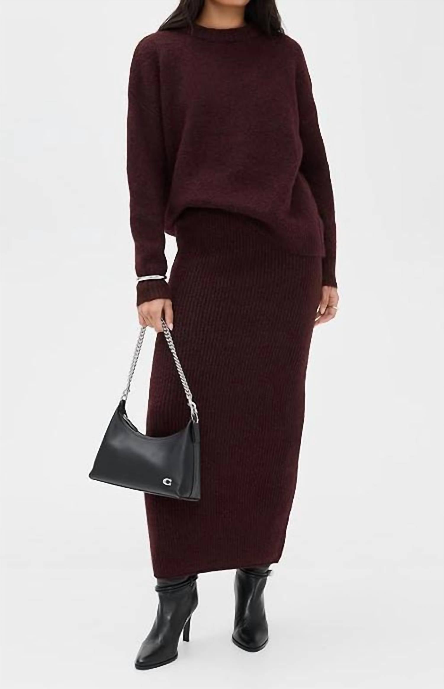 Line and dot Юбка-свитер Hart бордового цвета
Line and dot Юбка-свитер Hart бордового цвета