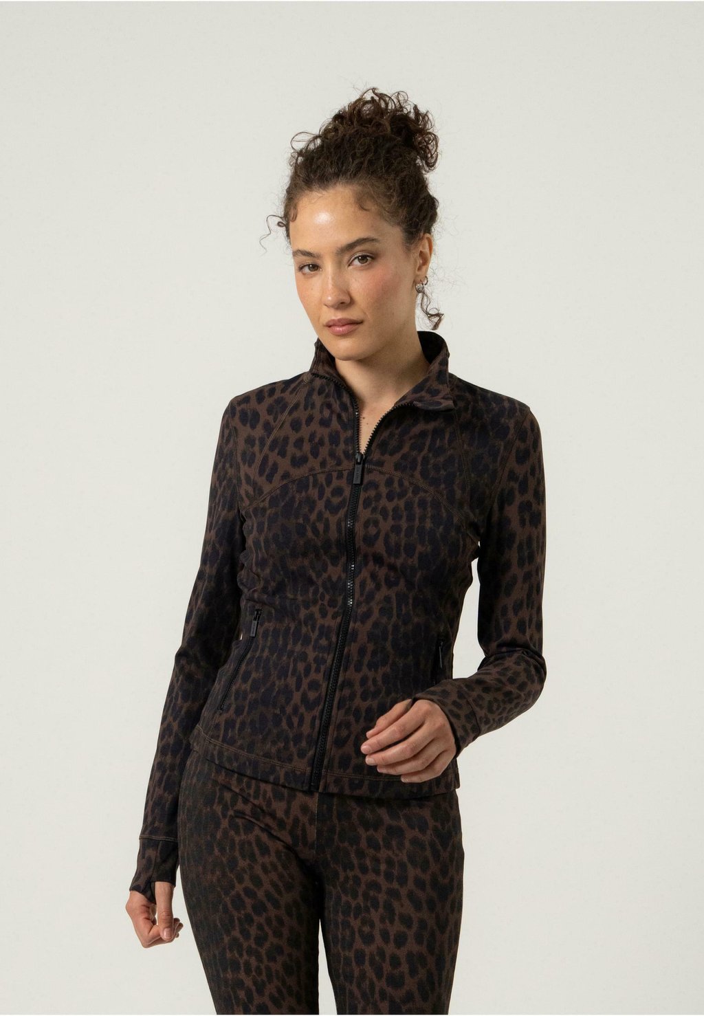 Летняя куртка ASPEN OH APRIL, коричневый
Летняя куртка ASPEN OH APRIL, коричневый