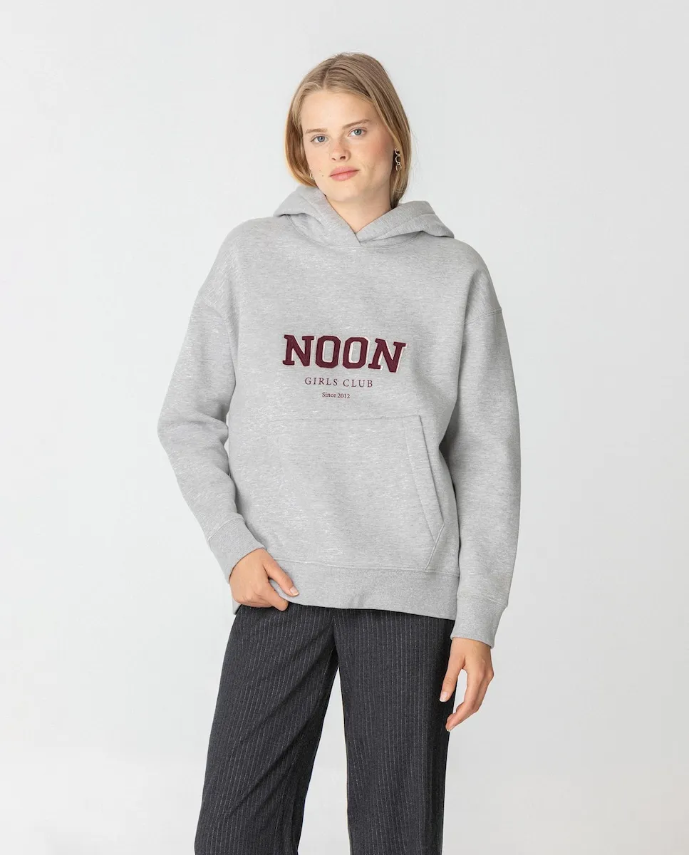 Женская толстовка с капюшоном и вышитым логотипом Noon, серый
Женская толстовка с капюшоном и вышитым логотипом Noon, серый