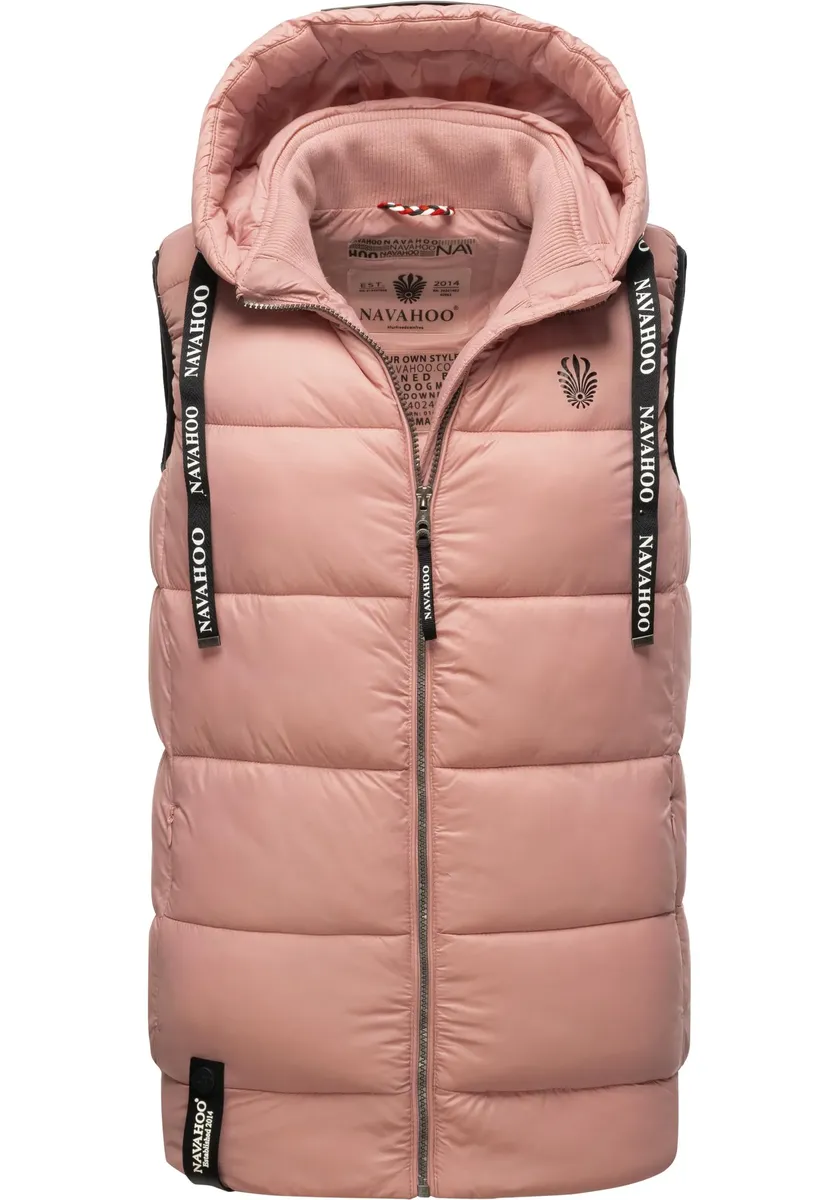 Стеганый жилет Navahoo "Kassidy", стильный женский жилет без рукавов с капюшоном, цвет Puder, Коричневый, Стеганый жилет Navahoo "Kassidy", стильный женский жилет без рукавов с капюшоном, цвет Puder
Стеганый жилет Navahoo "Kassidy", стильный женский жилет без рукавов с капюшоном, цвет Puder, Коричневый, Стеганый жилет Navahoo "Kassidy", стильный женский жилет без рукавов с капюшоном, цвет Puder