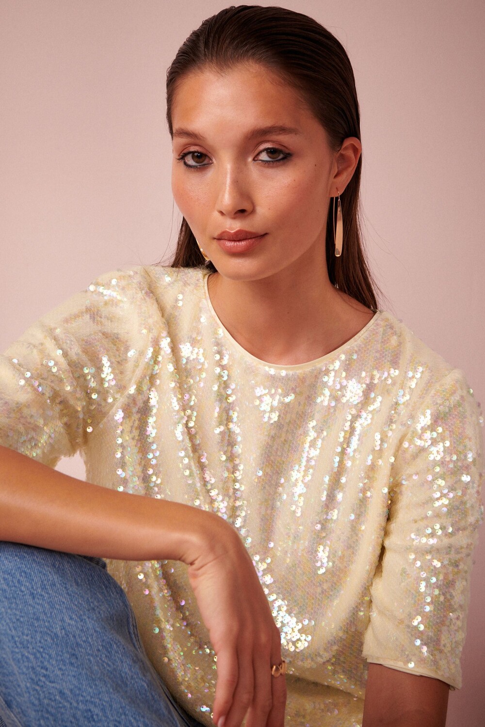 Футболка с пайетками Next, бежевый
Футболка с пайетками Next, бежевый