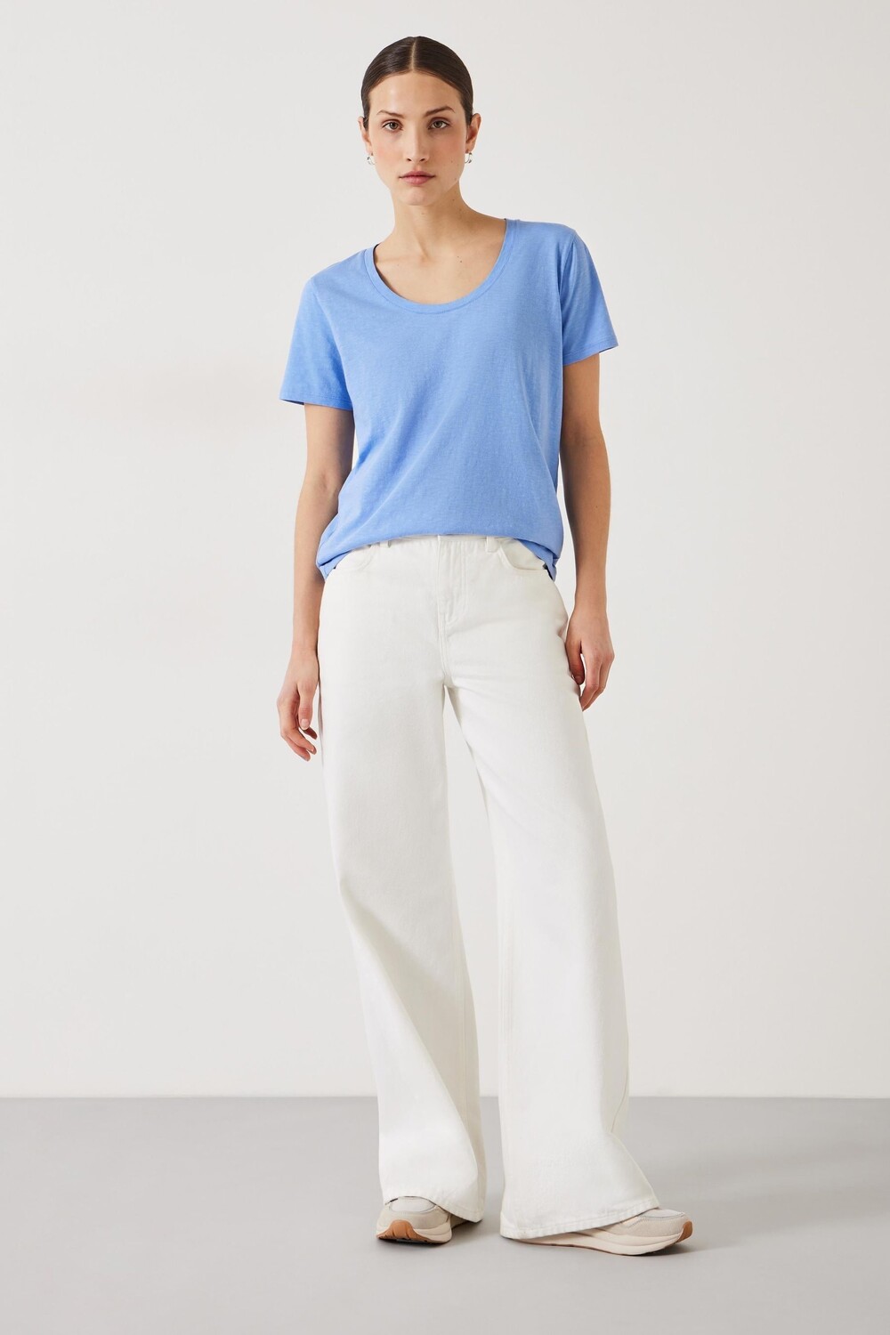 Хлопковая футболка Hari с широким вырезом Hush, синий
Хлопковая футболка Hari с широким вырезом Hush, синий