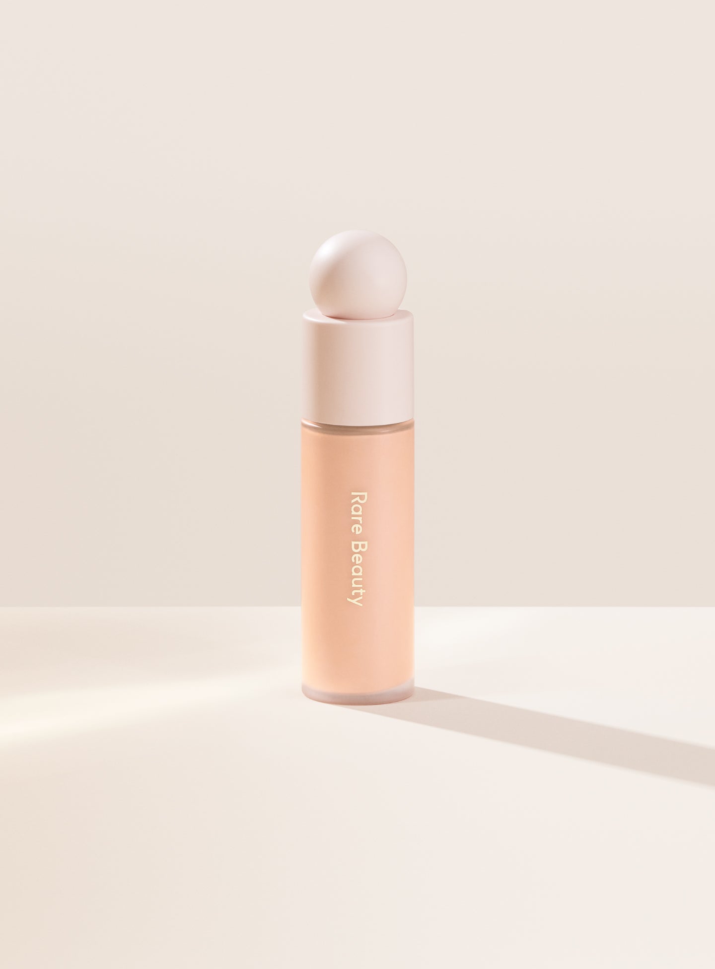 Невесомая тональная основа Liquid Touch Rare Beauty, цвет 140c/light with cool neutral undertones
Невесомая тональная основа Liquid Touch Rare Beauty, цвет 140c/light with cool neutral undertones