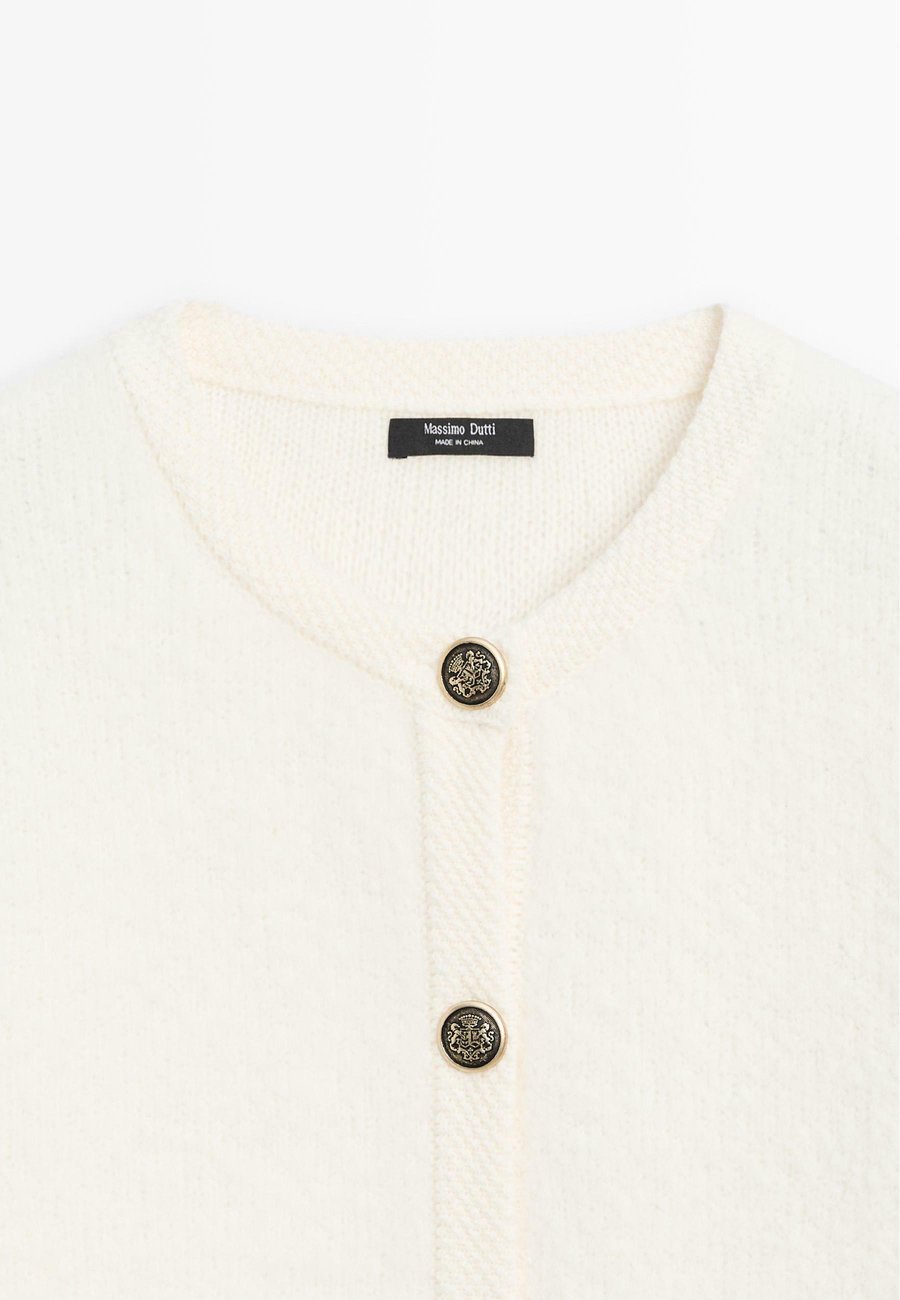 Кардиган Massimo Dutti SHORT KNIT WITH GOLD BUTTON DETAILS, Beige
Кардиган Massimo Dutti SHORT KNIT WITH GOLD BUTTON DETAILS, Beige