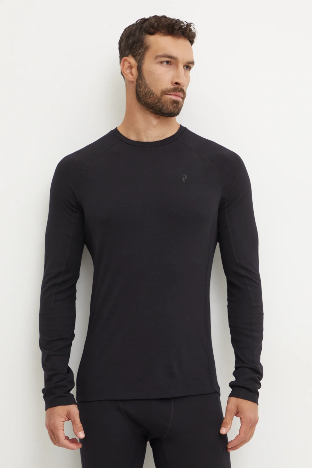 Функциональная футболка с длинными рукавами Magic Peak Performance, черный
Функциональная футболка с длинными рукавами Magic Peak Performance, черный