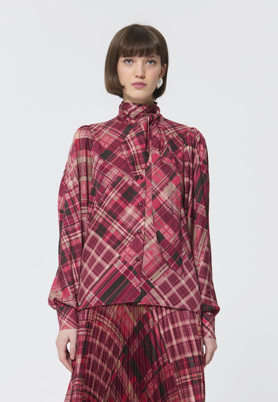 Блуза Tara Jarmon CANDYA, Framboise/Red
Блуза Tara Jarmon CANDYA, Framboise/Red