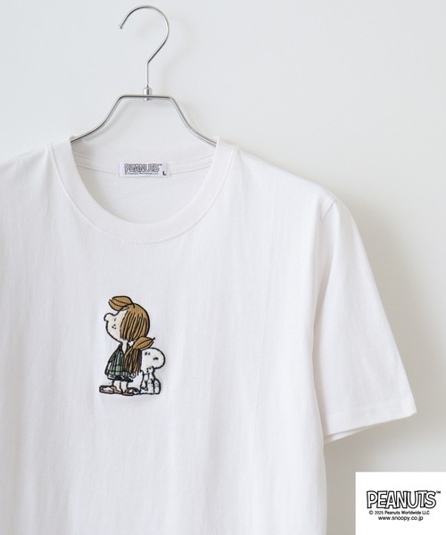 Футболка с коротким рукавом, вышивка "Peanuts" в стиле "One-Point Sagara", белая
Футболка с коротким рукавом, вышивка "Peanuts" в стиле "One-Point Sagara", белая