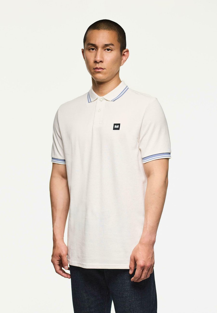 Поло Weekend Offender Polo shirt, Ghost Blue Shadow/Off-White, Белый, Поло Weekend Offender Polo shirt, Ghost Blue Shadow/Off-White
Поло Weekend Offender Polo shirt, Ghost Blue Shadow/Off-White, Белый, Поло Weekend Offender Polo shirt, Ghost Blue Shadow/Off-White