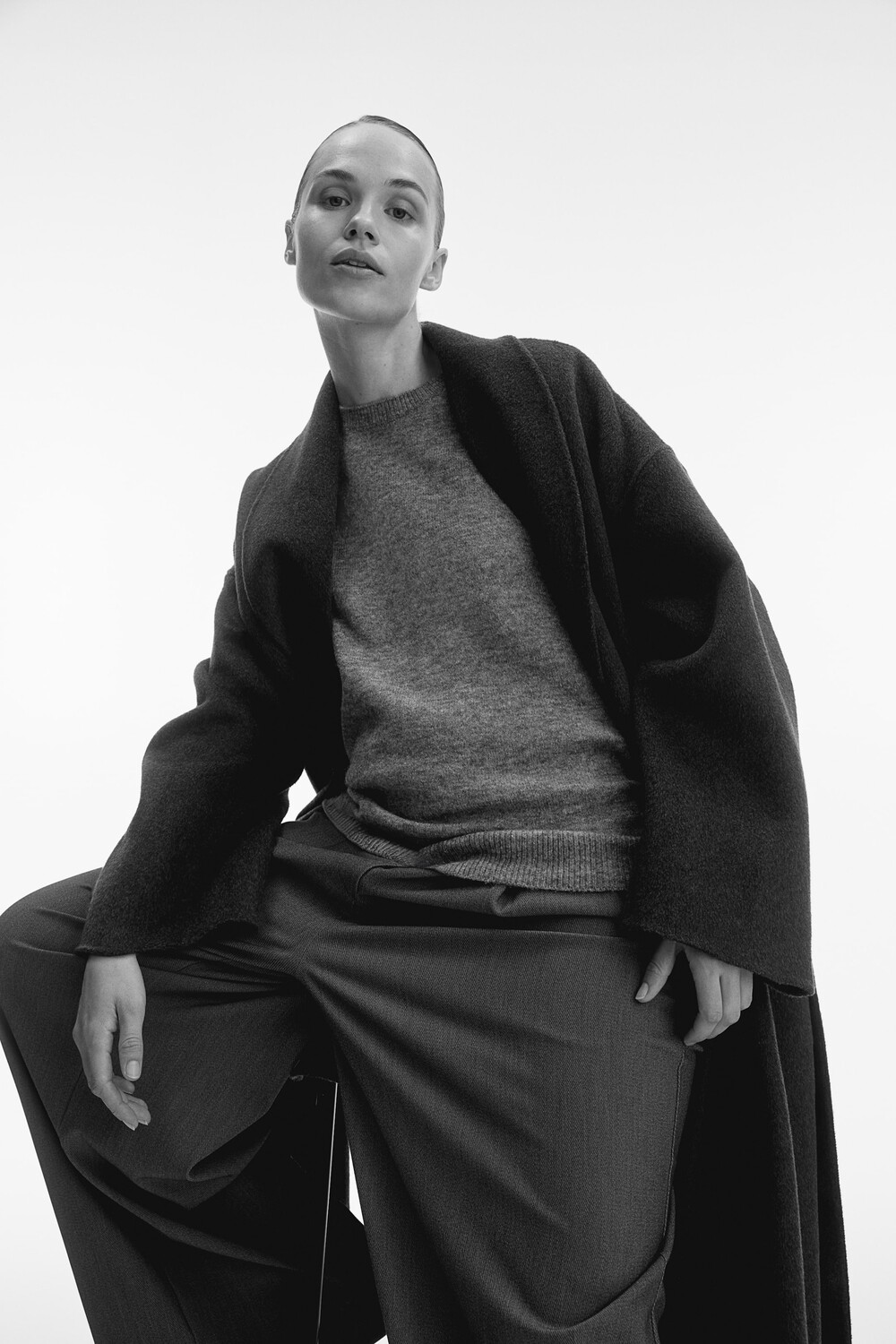 Рубашка Mama с короткими рукавами из тонкого трикотажа. H&M, серый
Рубашка Mama с короткими рукавами из тонкого трикотажа. H&M, серый