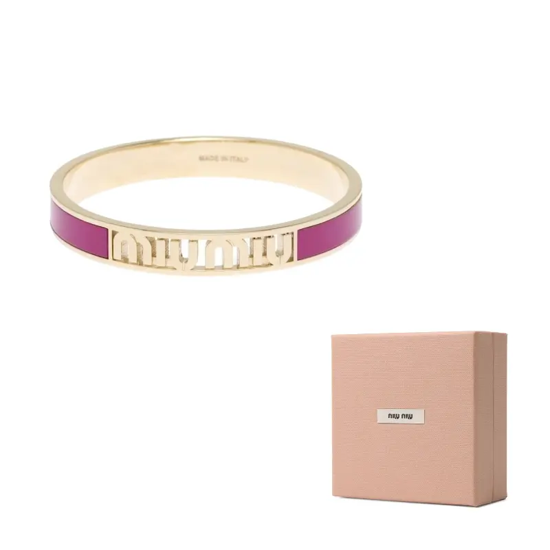 Женские браслеты MIU MIU
Женские браслеты MIU MIU