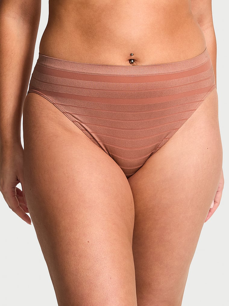 Бесшовные трусики-слипы с высоким вырезом Seamless, sheer stripe desert blush
Бесшовные трусики-слипы с высоким вырезом Seamless, sheer stripe desert blush