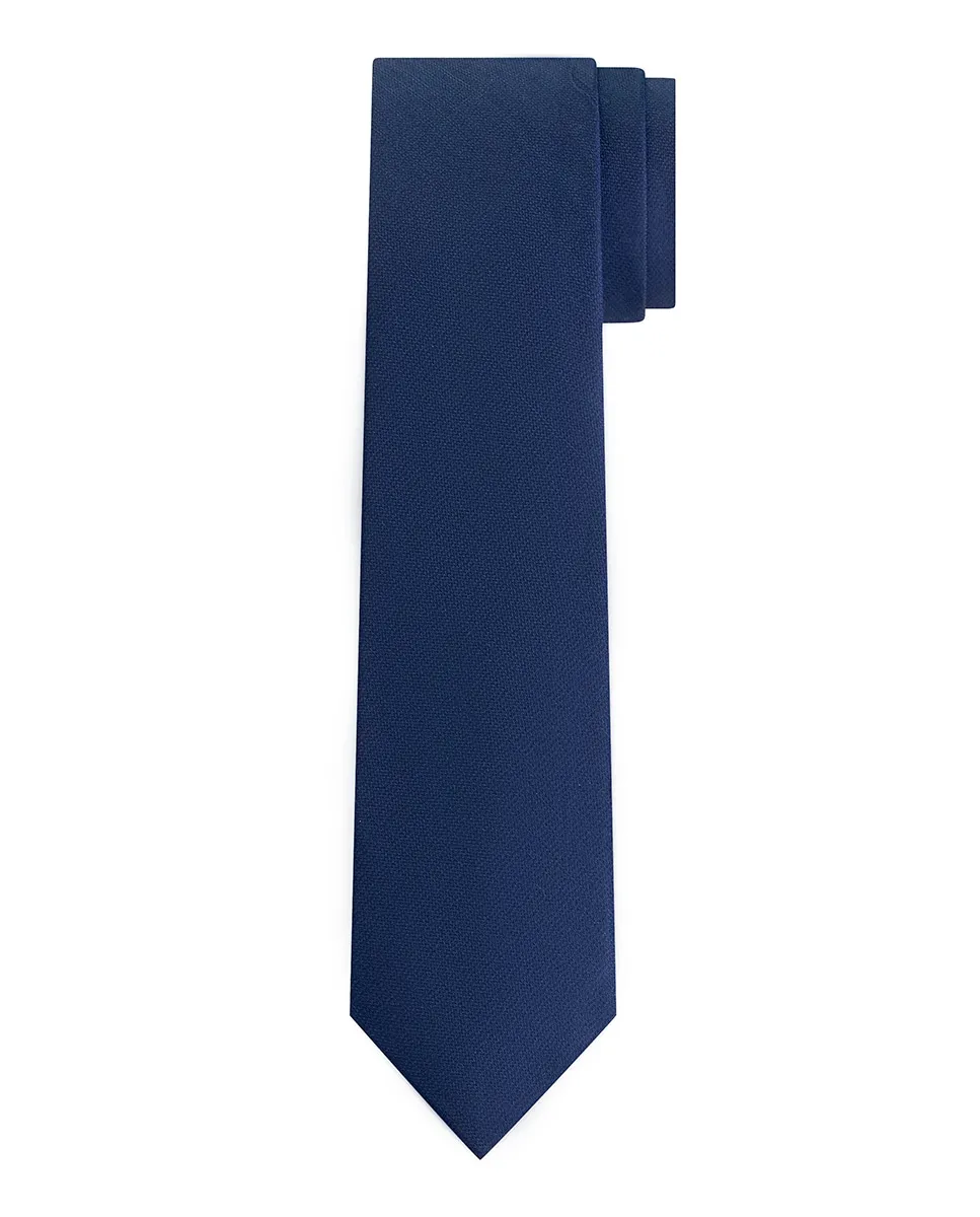 Мужской галстук из однотонного шелка Calvin Klein, синий
Мужской галстук из однотонного шелка Calvin Klein, синий