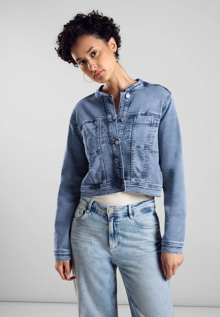 Джинсовый пиджак STREET ONE, короткий, с нагрудными карманами, цвет Light Blue Random Wash
Джинсовый пиджак STREET ONE, короткий, с нагрудными карманами, цвет Light Blue Random Wash