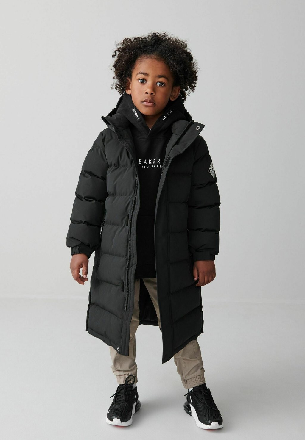 Зимнее пальто LONG LINE SHOWER RESISTANT Clarks, цвет black
Зимнее пальто LONG LINE SHOWER RESISTANT Clarks, цвет black