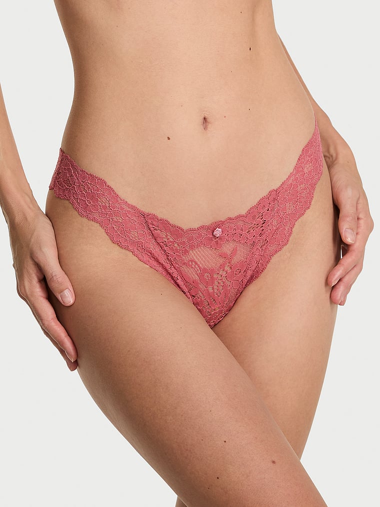 Кружевные бразильские трусики Dream Angels, lace seductive rose
Кружевные бразильские трусики Dream Angels, lace seductive rose