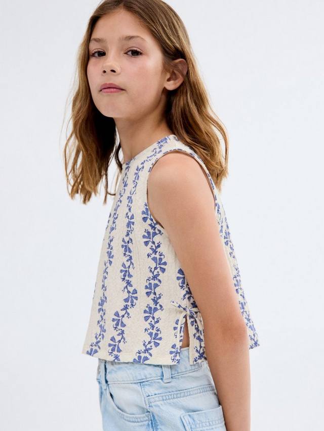 Детский топ без рукавов Andy с цветочным принтом из хлопковой смеси Mango, Natural White
Детский топ без рукавов Andy с цветочным принтом из хлопковой смеси Mango, Natural White