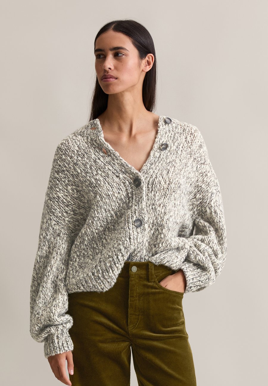 Кардиган Marc O'Polo DENIM BUTTONS, Black_Multi/Black
Кардиган Marc O'Polo DENIM BUTTONS, Black_Multi/Black