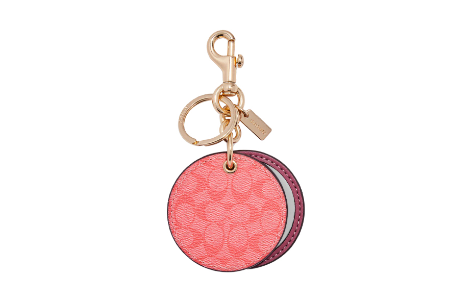 COACH Круглое зеркало-шарм из ткани с кожаными вставками розового цвета
COACH Круглое зеркало-шарм из ткани с кожаными вставками розового цвета