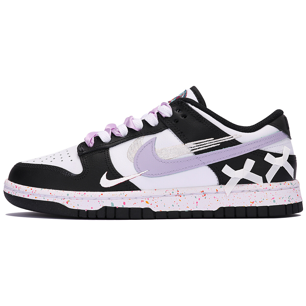 Кроссовки Nike Dunk Skateboarding Shoes Women's Low-top Black/white/purple, красный
Кроссовки Nike Dunk Skateboarding Shoes Women's Low-top Black/white/purple, красный