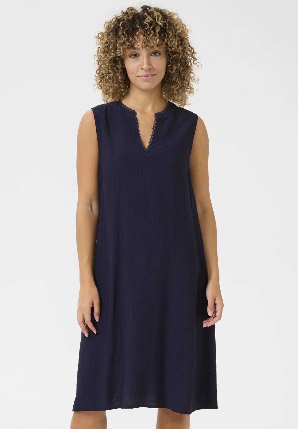Повседневное платье Cream, темно-синий
Повседневное платье Cream, темно-синий