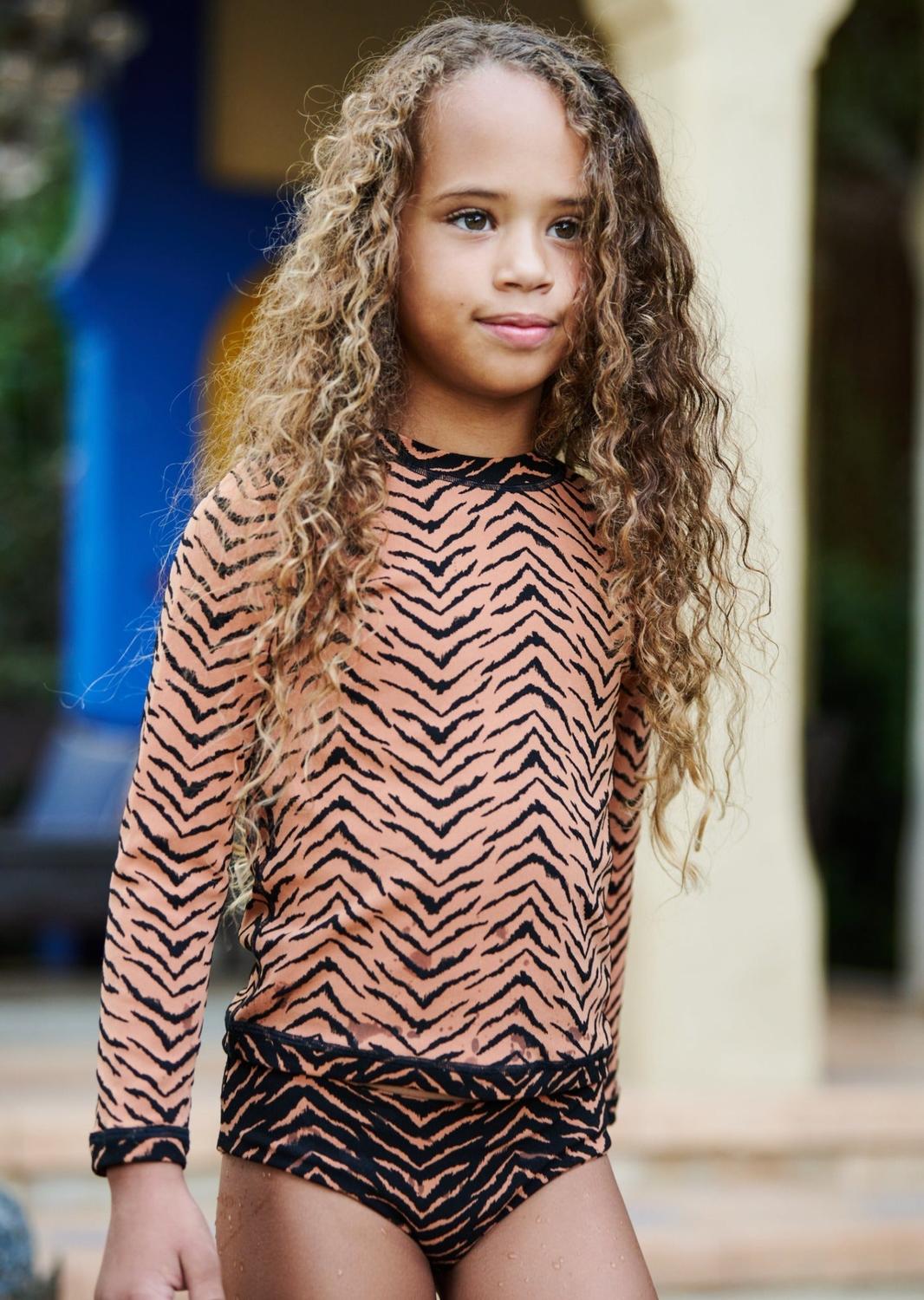 Детский купальный топ Oceanside Unisex Rashguard - принт Tiger Switch JMP The Label, цвет pattern
Детский купальный топ Oceanside Unisex Rashguard - принт Tiger Switch JMP The Label, цвет pattern