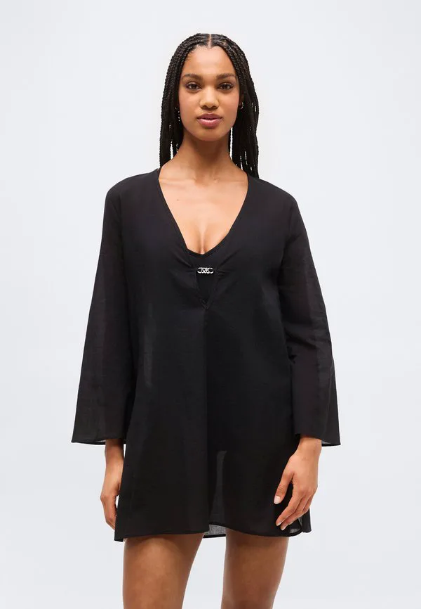 Накидка на платье с логотипом в стиле ампир, пляжный аксессуар Michael Michael Kors, Black, Черный, Накидка на платье с логотипом в стиле ампир, пляжный аксессуар Michael Michael Kors, Black
Накидка на платье с логотипом в стиле ампир, пляжный аксессуар Michael Michael Kors, Black, Черный, Накидка на платье с логотипом в стиле ампир, пляжный аксессуар Michael Michael Kors, Black