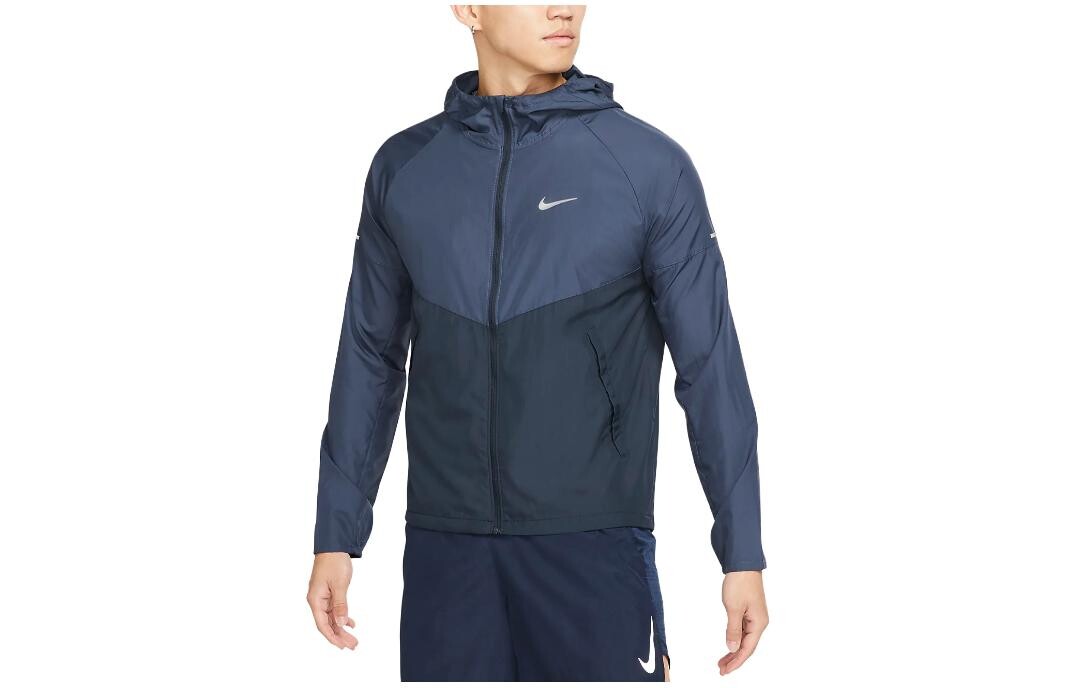 Мужская беговая куртка Repel Miler Thunder Blue Nike, темно-синий
Мужская беговая куртка Repel Miler Thunder Blue Nike, темно-синий
