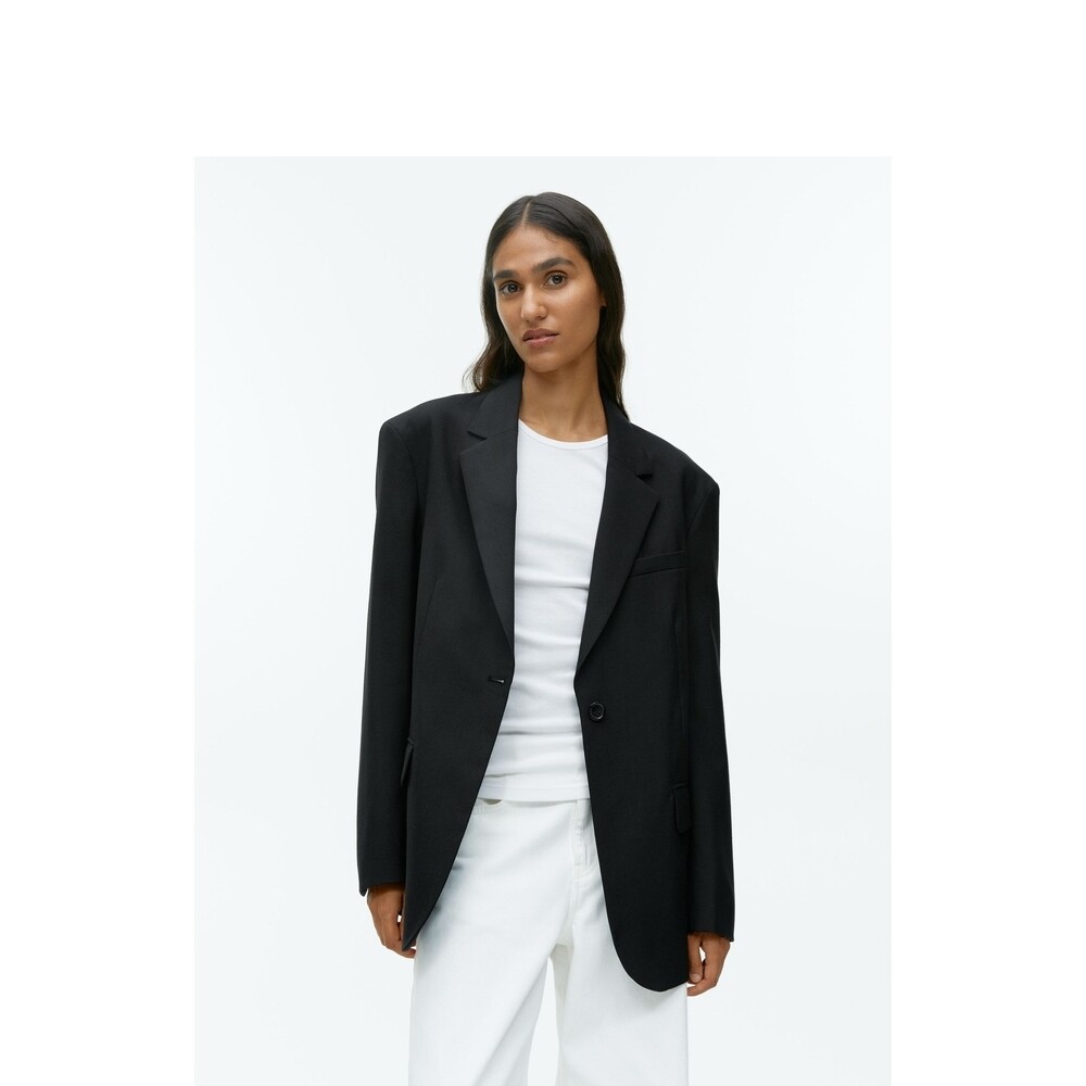 Пиджак женский Arket на одной пуговице, черный
Пиджак женский Arket на одной пуговице, черный