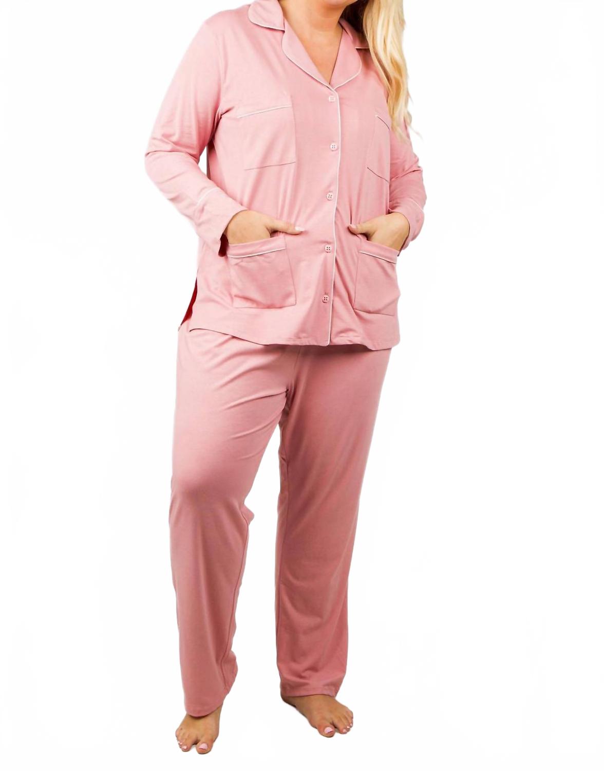 Плюс пижама из хлопка с четырьмя карманами в розовом цвете ISAYES
Плюс пижама из хлопка с четырьмя карманами в розовом цвете ISAYES