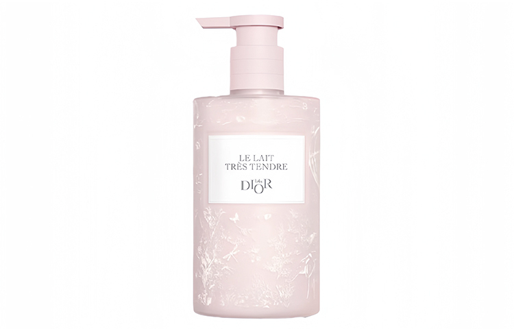 Увлажняющий и освежающий лосьон для лица и тела с ароматом, 350 мл DIOR
Увлажняющий и освежающий лосьон для лица и тела с ароматом, 350 мл DIOR