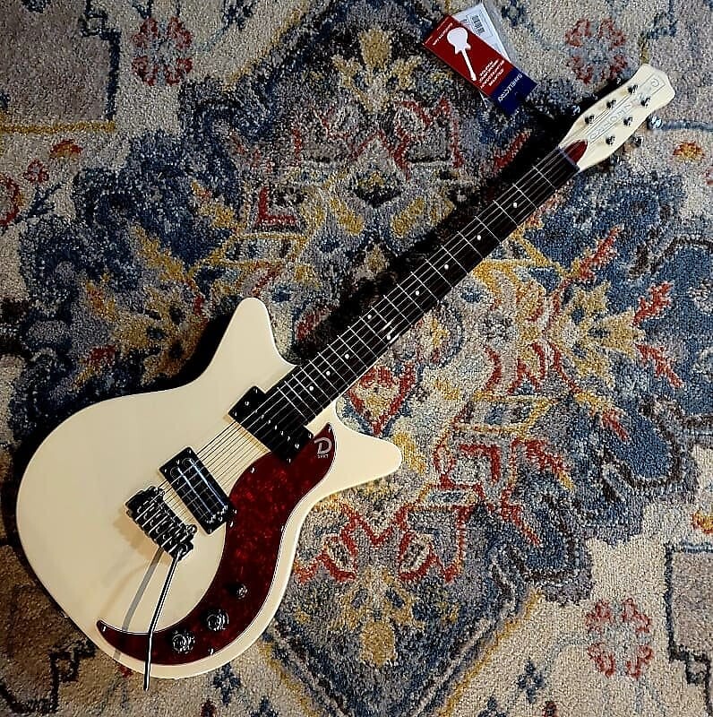 Электрогитара Danelectro 59XT - Vintage Cream - w/ Wilkinson Tremolo 
Электрогитара Danelectro 59XT - Vintage Cream - w/ Wilkinson Tremolo