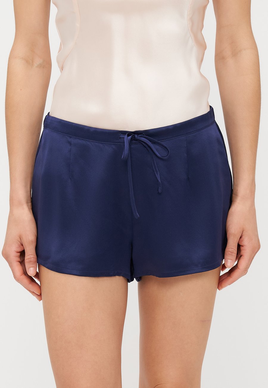 Пижамные брюки Agent Provocateur CECILY PJ SHORT , Navy/Dark Blue
Пижамные брюки Agent Provocateur CECILY PJ SHORT , Navy/Dark Blue