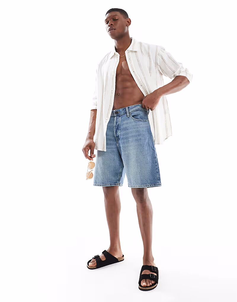 Jack & Jones tony свободные джинсовые шорты светло-голубого цвета
Jack & Jones tony свободные джинсовые шорты светло-голубого цвета