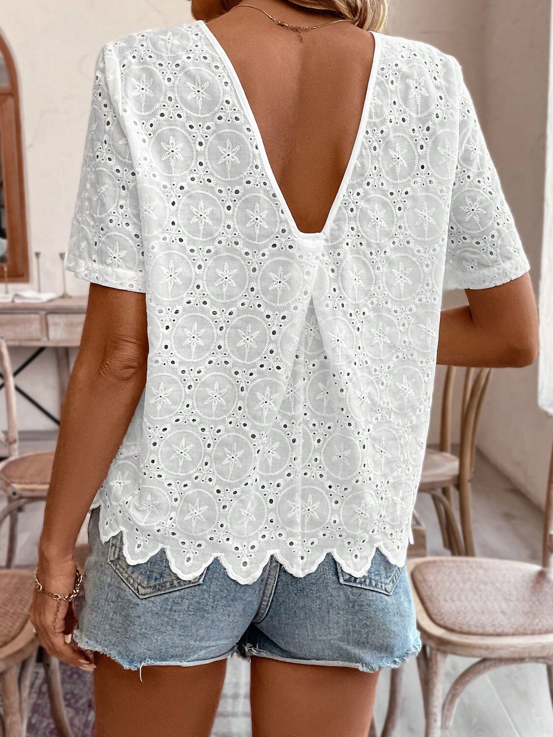 SHEIN Frenchy Блузка Праздничная летняя свадьба с вырезом и вышивкой вокруг шеи, белый цвет
SHEIN Frenchy Блузка Праздничная летняя свадьба с вырезом и вышивкой вокруг шеи, белый цвет