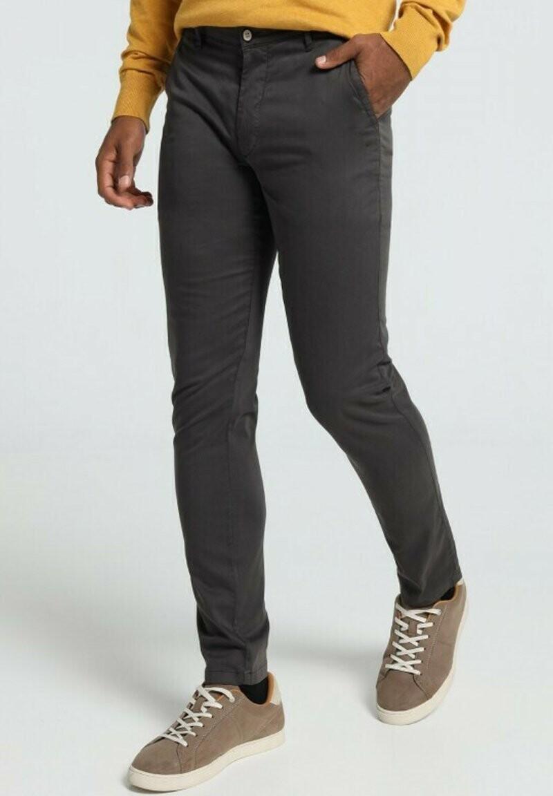 Чиносы MEDIUM SLIM FIT BOXER | GRÖSSE IN ZOLL BENDORFF, серый
Чиносы MEDIUM SLIM FIT BOXER | GRÖSSE IN ZOLL BENDORFF, серый